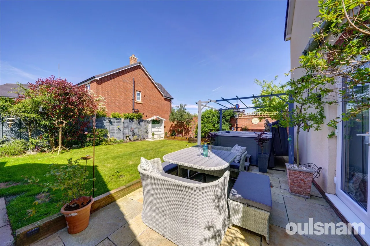 Dormouse Fields, Droitwich, Worcestershire, WR9 7FS, photo 21