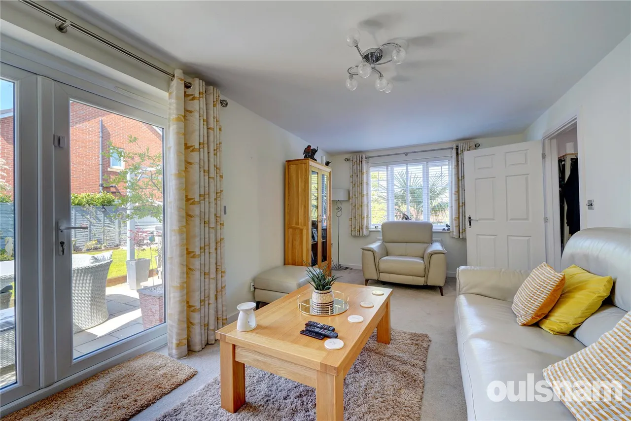 Dormouse Fields, Droitwich, Worcestershire, WR9 7FS, photo 5