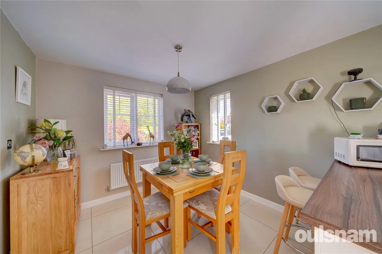 Dormouse Fields, Droitwich, Worcestershire, WR9 7FS, photo 9