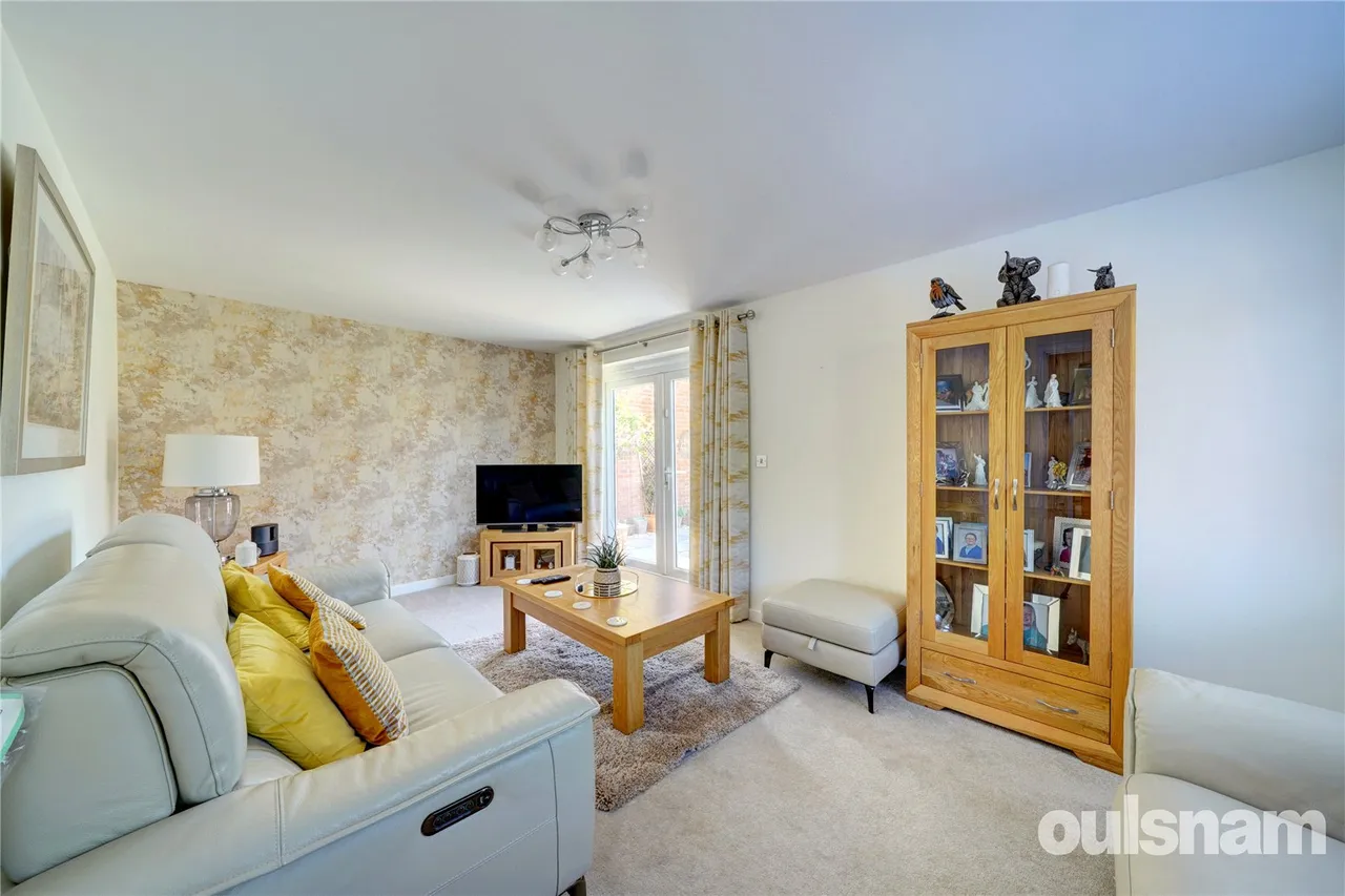 Dormouse Fields, Droitwich, Worcestershire, WR9 7FS, photo 3