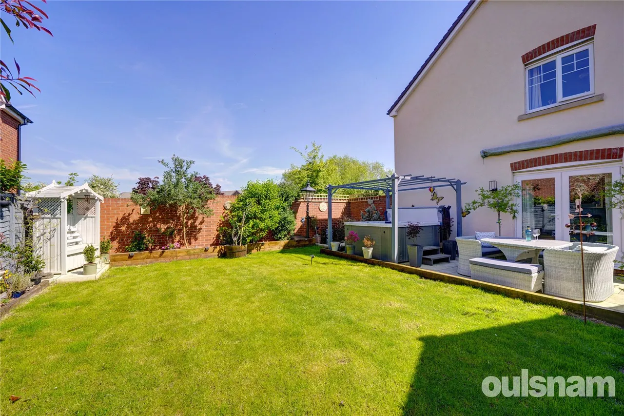 Dormouse Fields, Droitwich, Worcestershire, WR9 7FS, photo 27