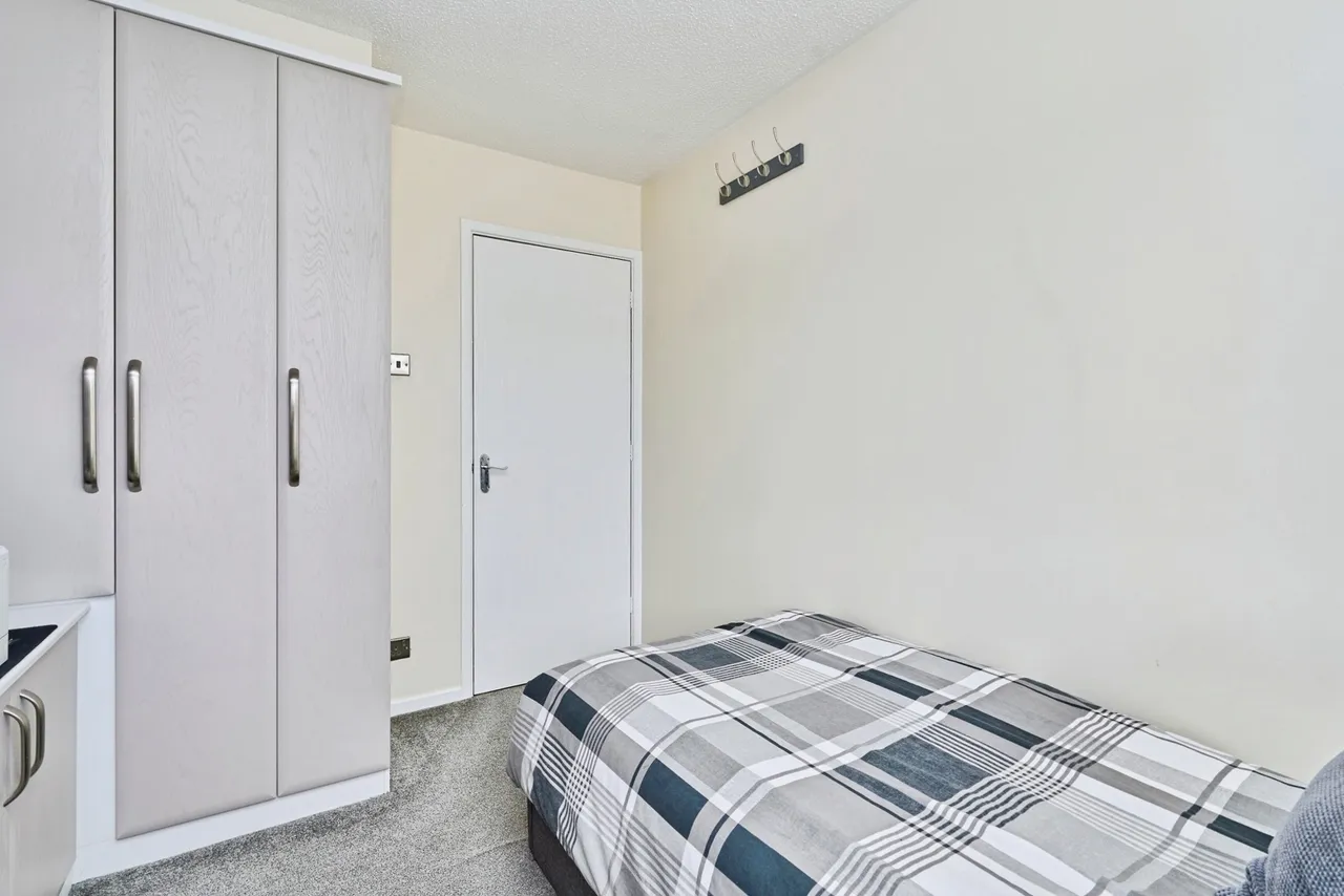 Colliery Drive, Walsall, WS3, photo 15
