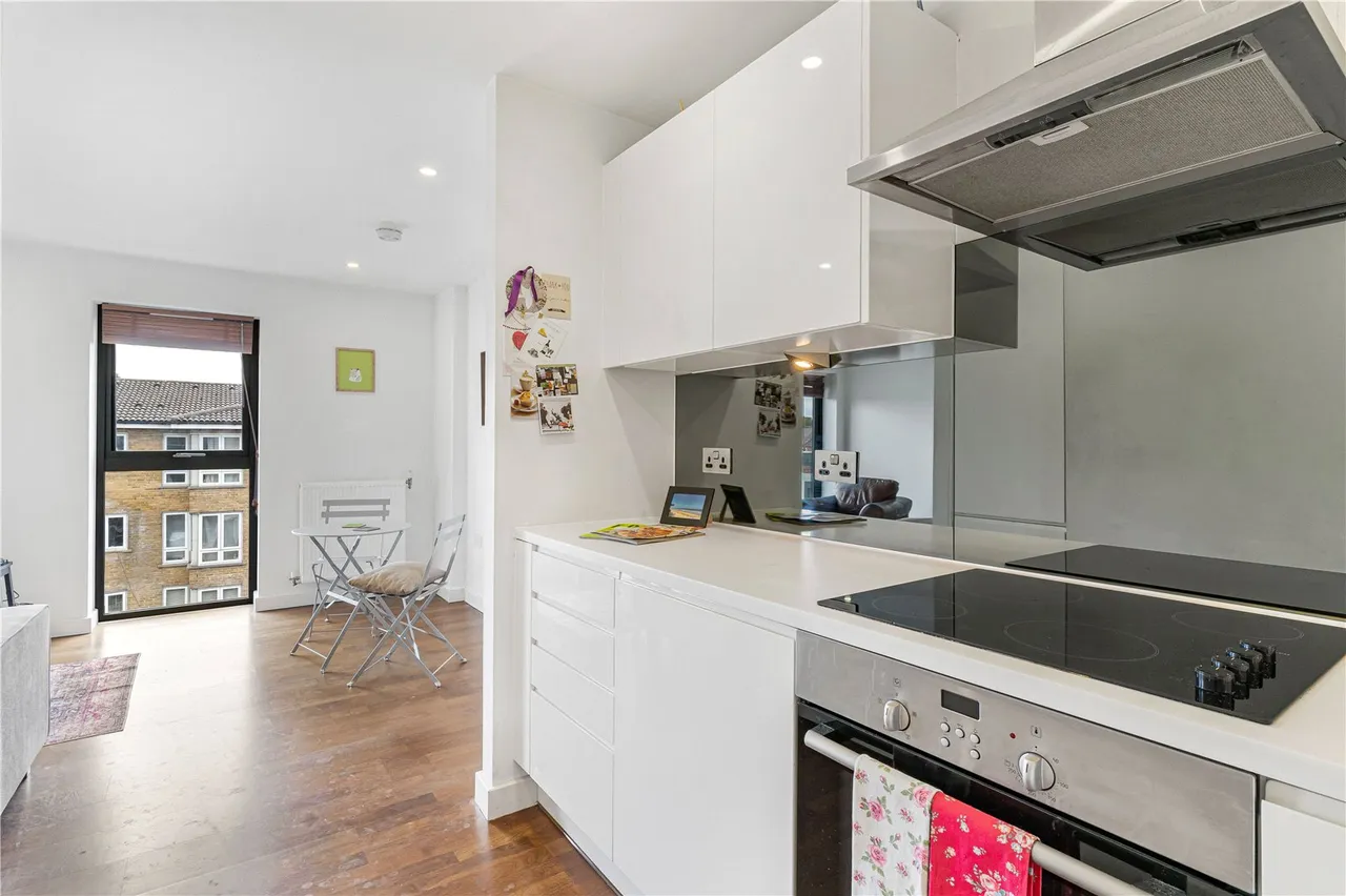 Richmond Road, London, E8, photo 13