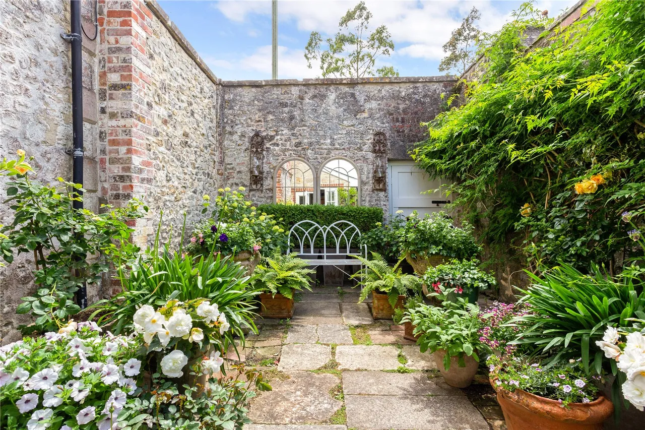Boreham Road, Warminster, Wiltshire, BA12 9HF, photo 25