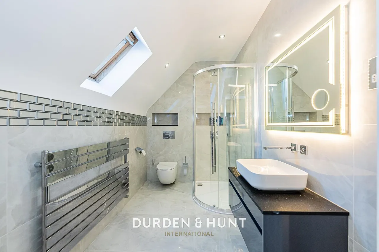 Regents Drive, Woodford Green, IG8, photo 16