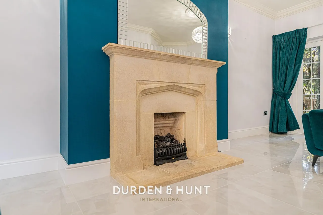 Regents Drive, Woodford Green, IG8, photo 3