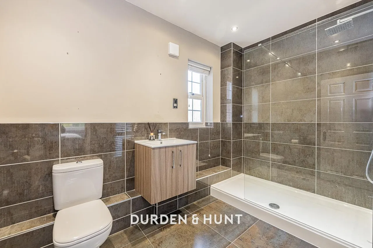 Regents Drive, Woodford Green, IG8, photo 19