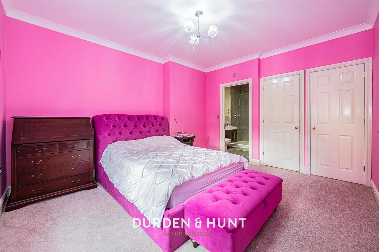 Regents Drive, Woodford Green, IG8, photo 28