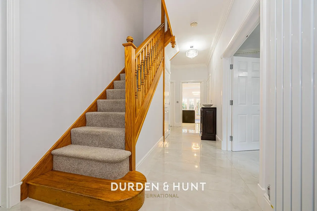 Regents Drive, Woodford Green, IG8, photo 13