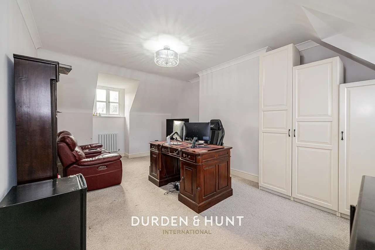 Regents Drive, Woodford Green, IG8, photo 31