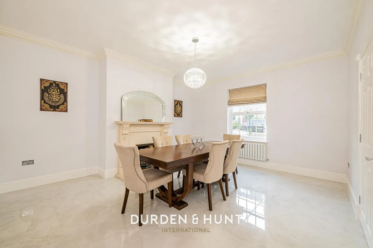 Regents Drive, Woodford Green, IG8, photo 5
