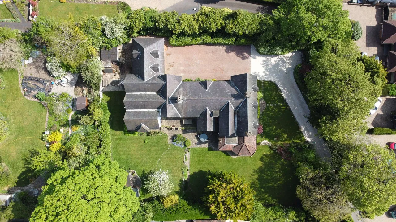 School Lane, Gerrards Cross, SL9, photo 3