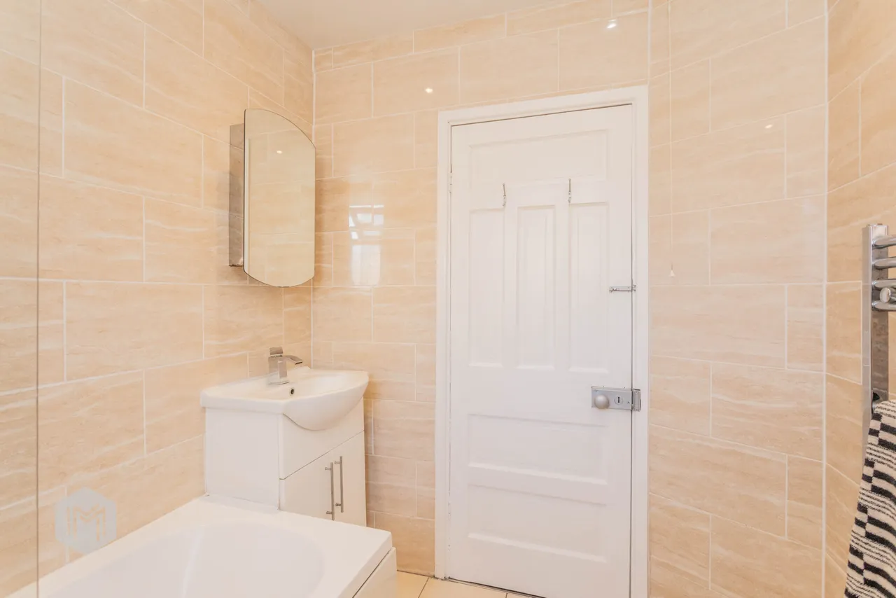 Florence Avenue, Bolton, BL1, photo 17