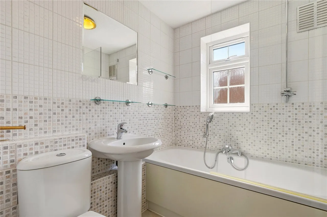 Ashdown Way, London, SW17, photo 5