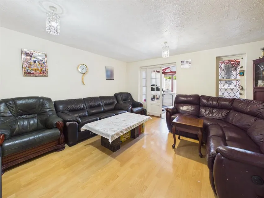 Stocken Close, Hucclecote, photo 3
