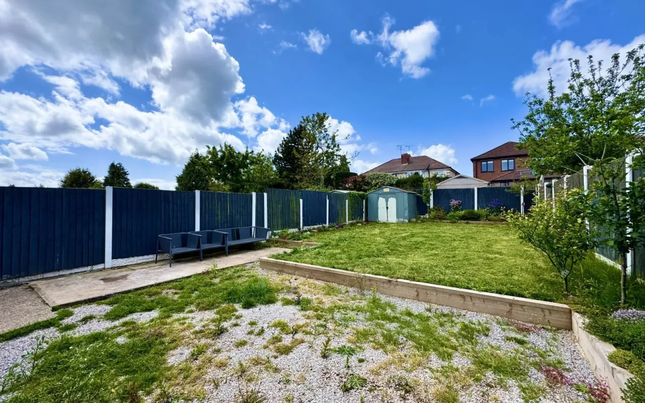 Lawrence Road, Windle, photo 17