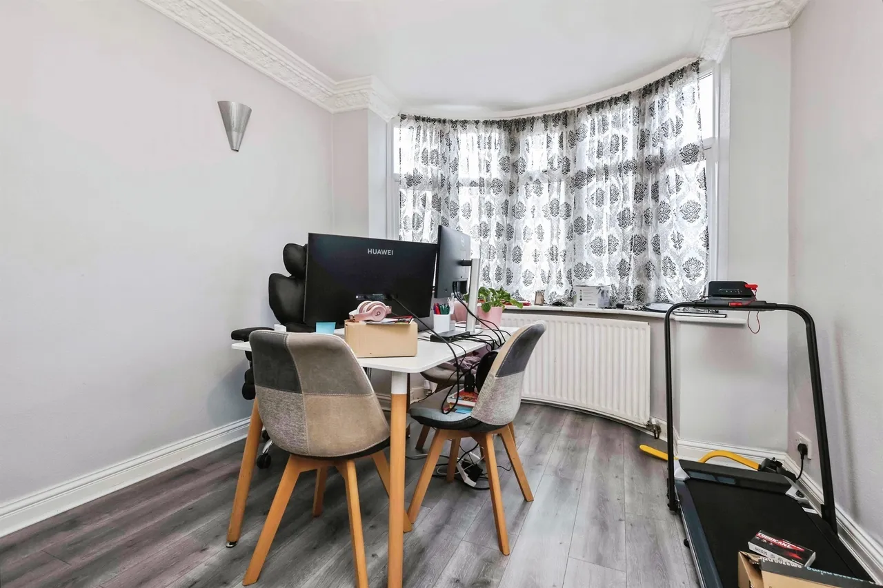 Gorsy Road, Quinton, BIRMINGHAM, photo 6