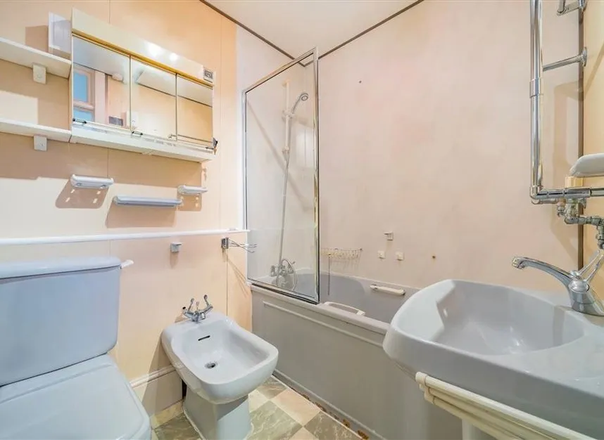 Upper Ground, Southwark, SE1, photo 6