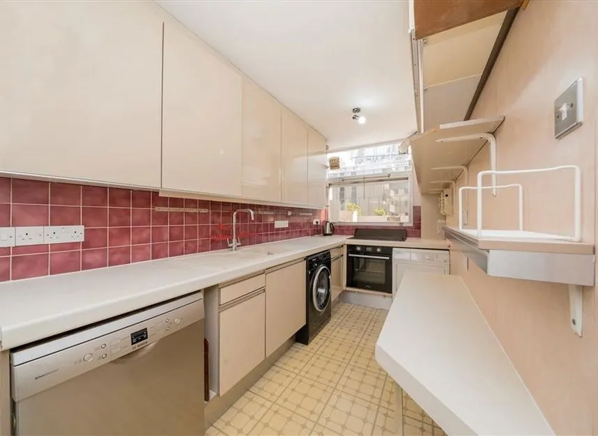 Upper Ground, Southwark, SE1, photo 4