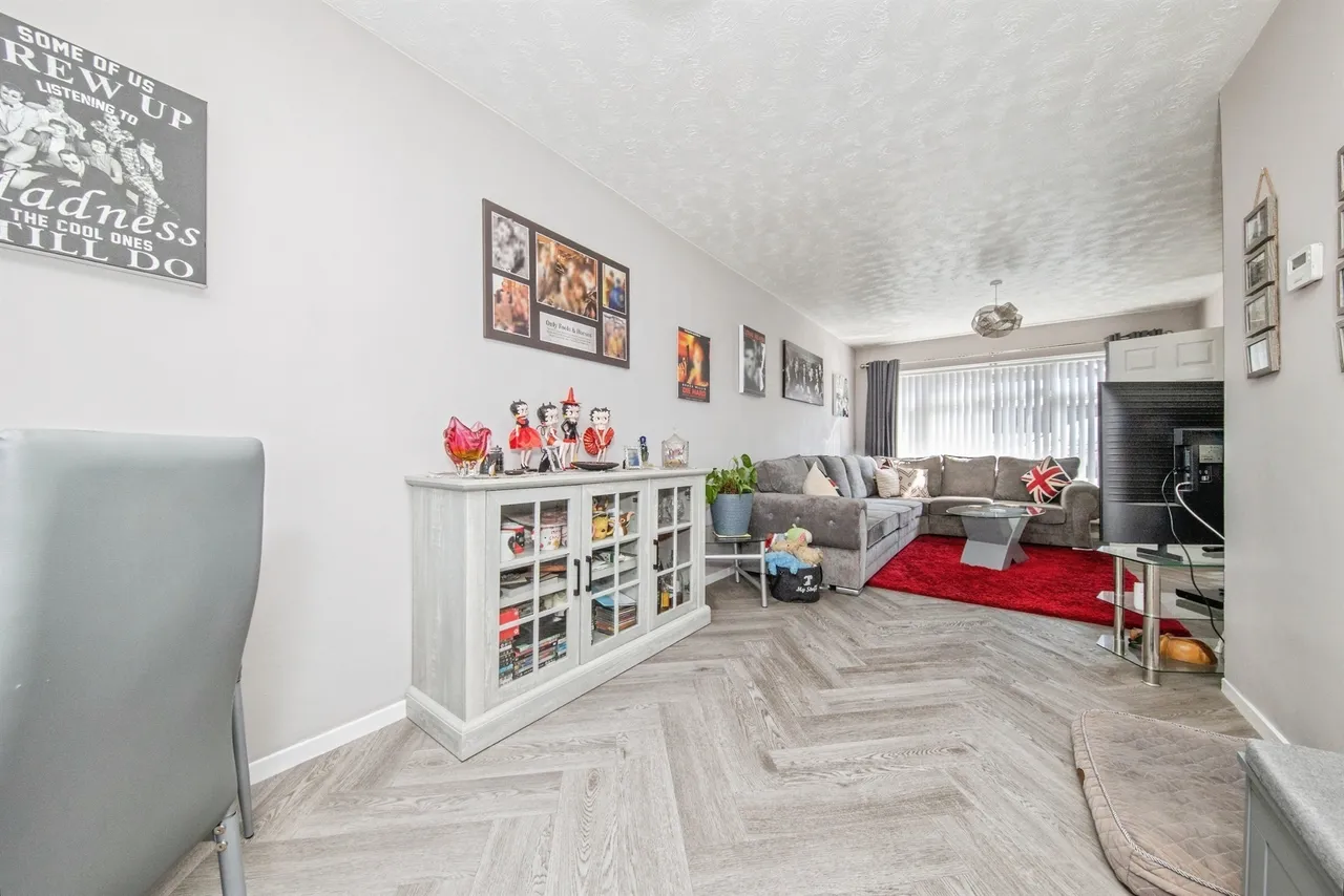 Shrubland Court, Clacton-On-Sea, photo 5