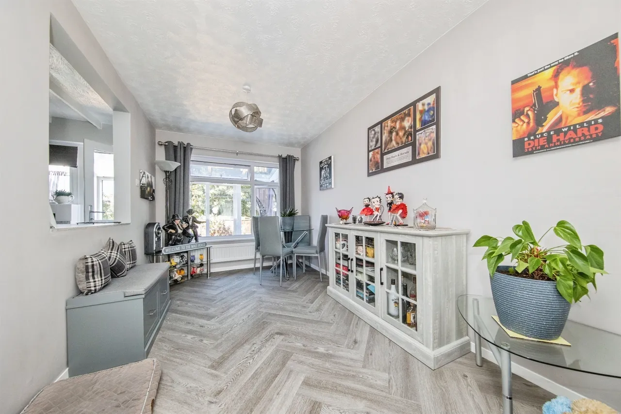 Shrubland Court, Clacton-On-Sea, photo 6