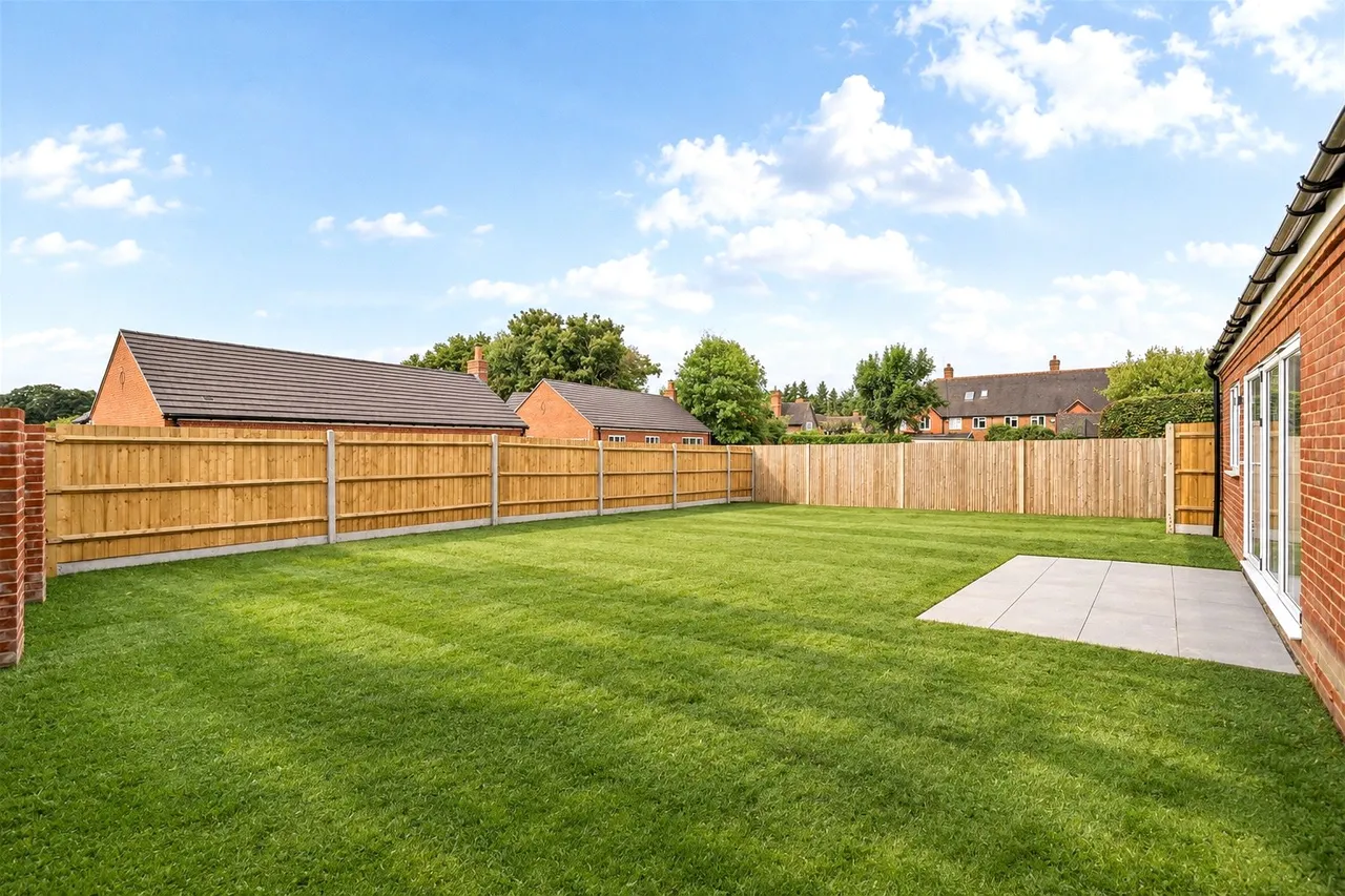 Orchard Way, Bramley, RG26, photo 10