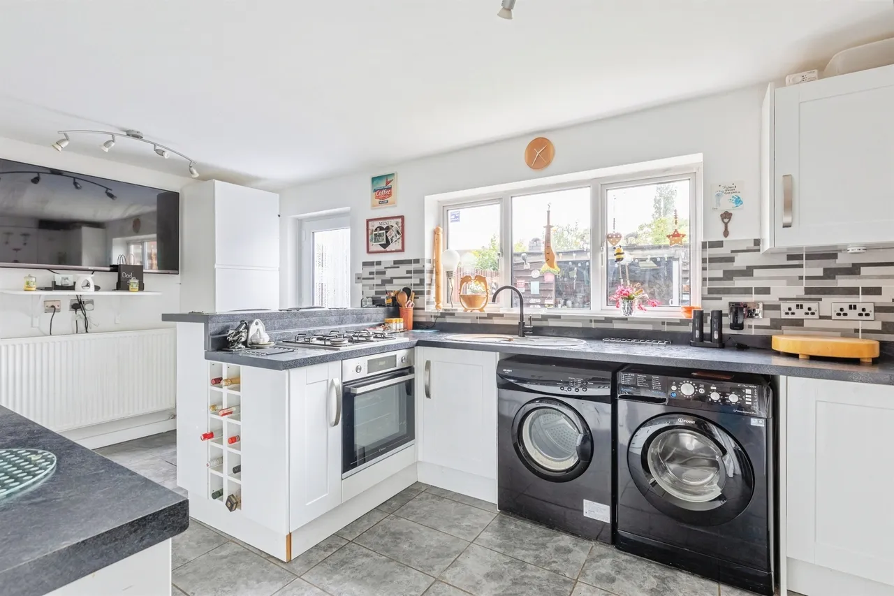Prescott Avenue, Banbury, OX16, photo 6