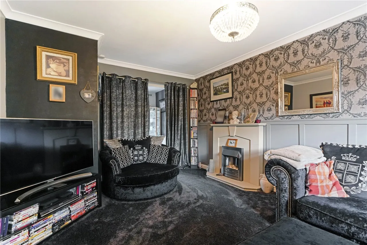 Brodick Place, Falkirk, Stirlingshire, FK1, photo 3