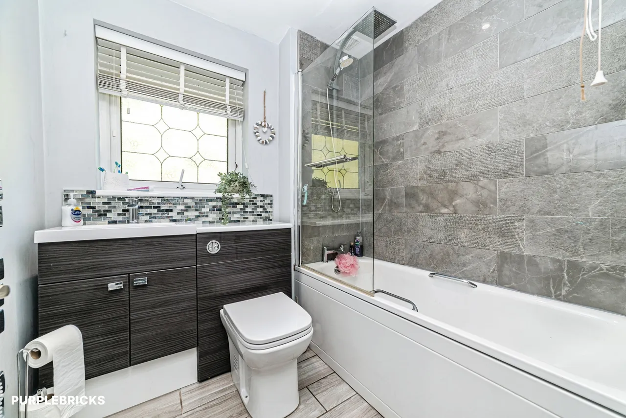 Caesar Close, Basingstoke, RG23, photo 32