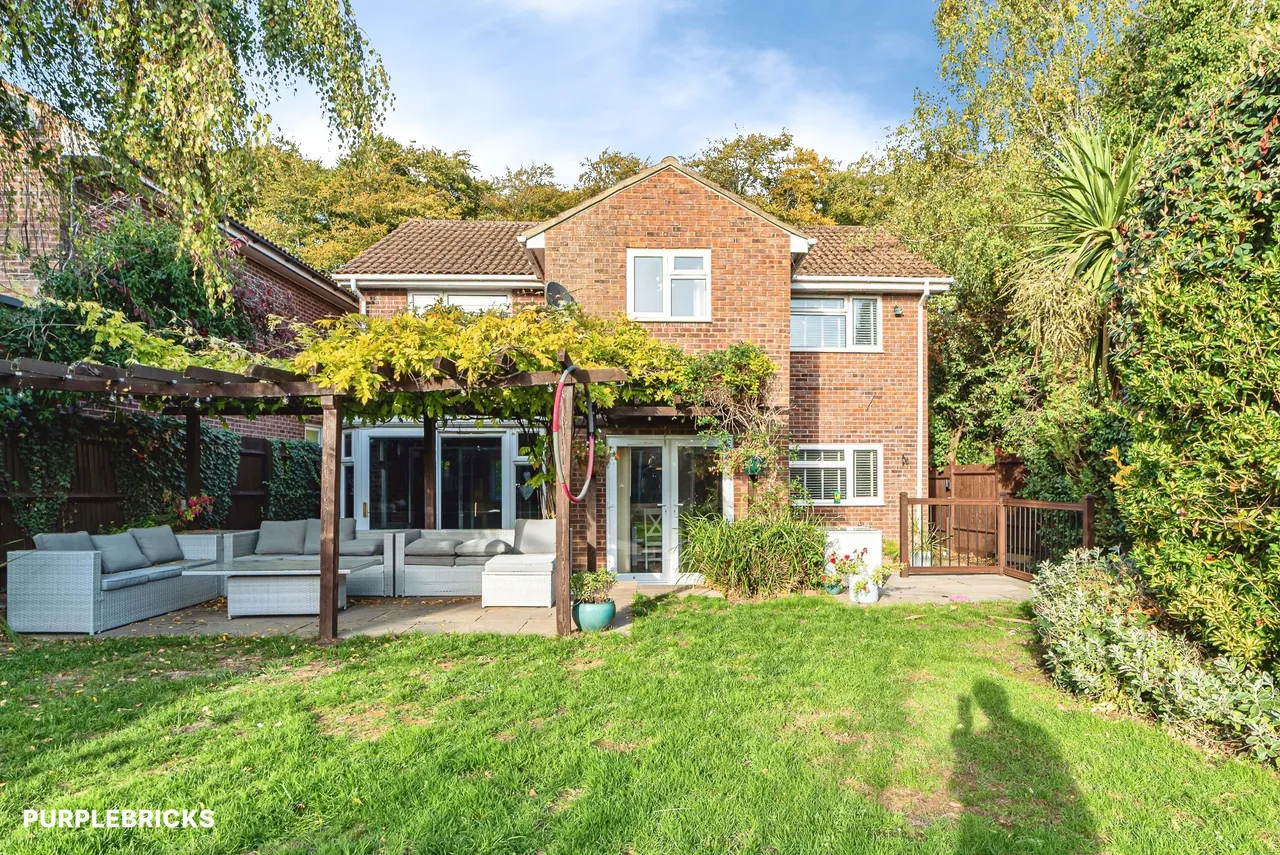 Caesar Close, Basingstoke, RG23, photo 39