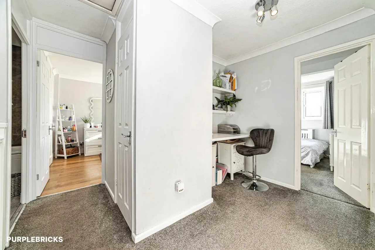 Caesar Close, Basingstoke, RG23, photo 19