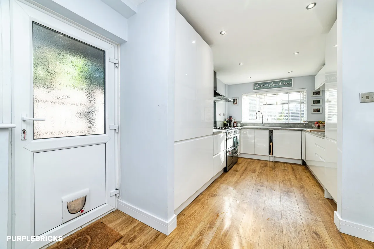 Caesar Close, Basingstoke, RG23, photo 13