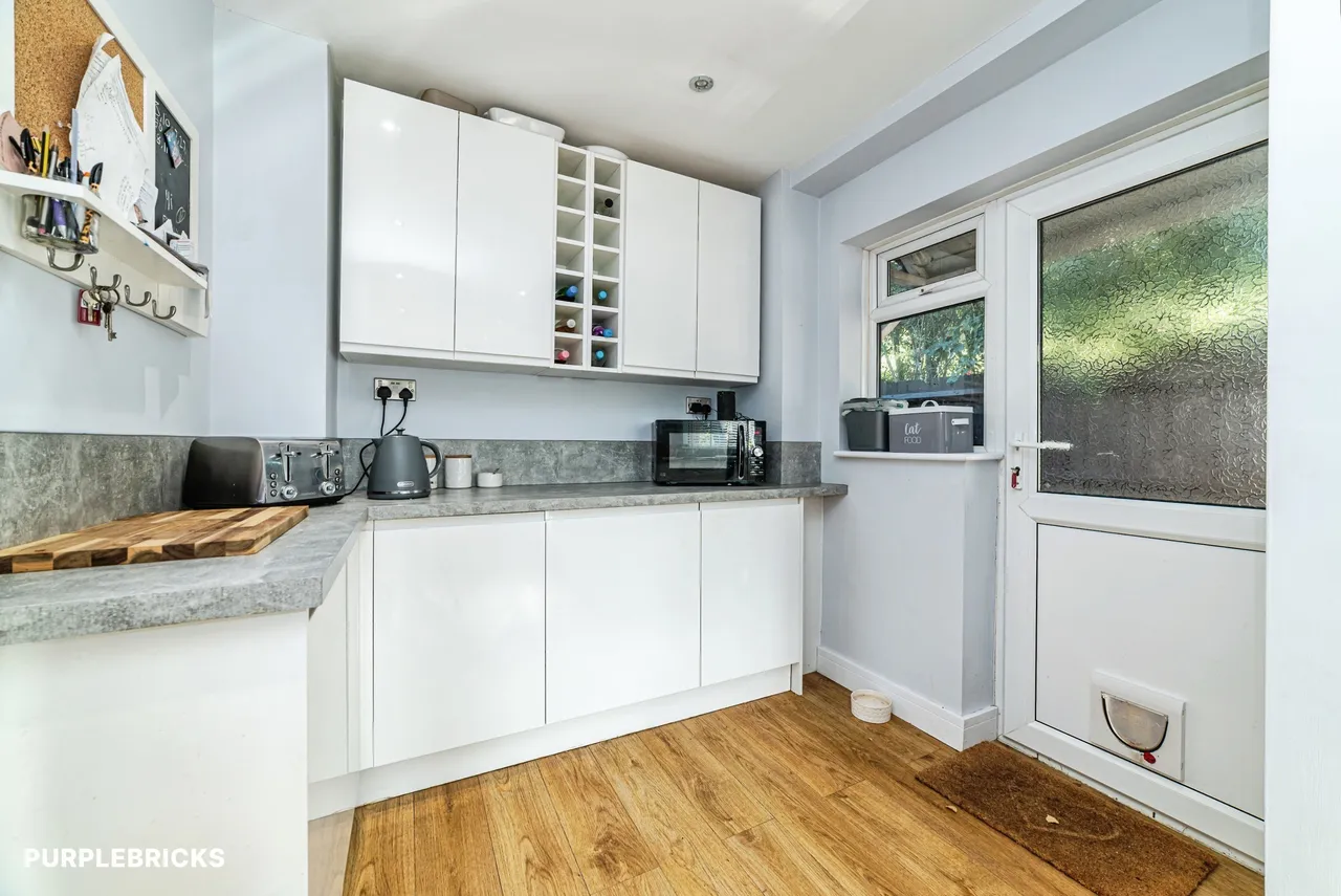 Caesar Close, Basingstoke, RG23, photo 9