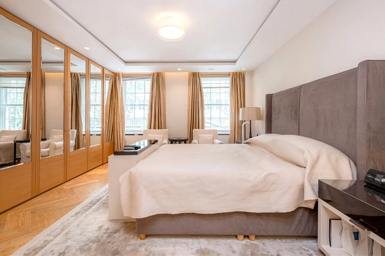 Upper Grosvenor Street, Mayfair, London, photo 10