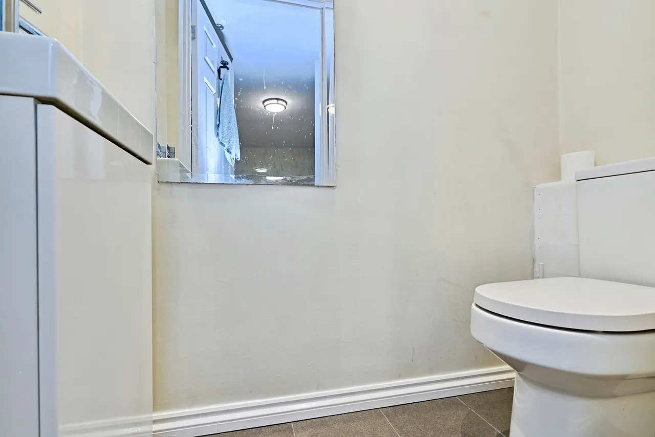 Delves Crescent, Walsall, West Midlands, WS5, photo 8