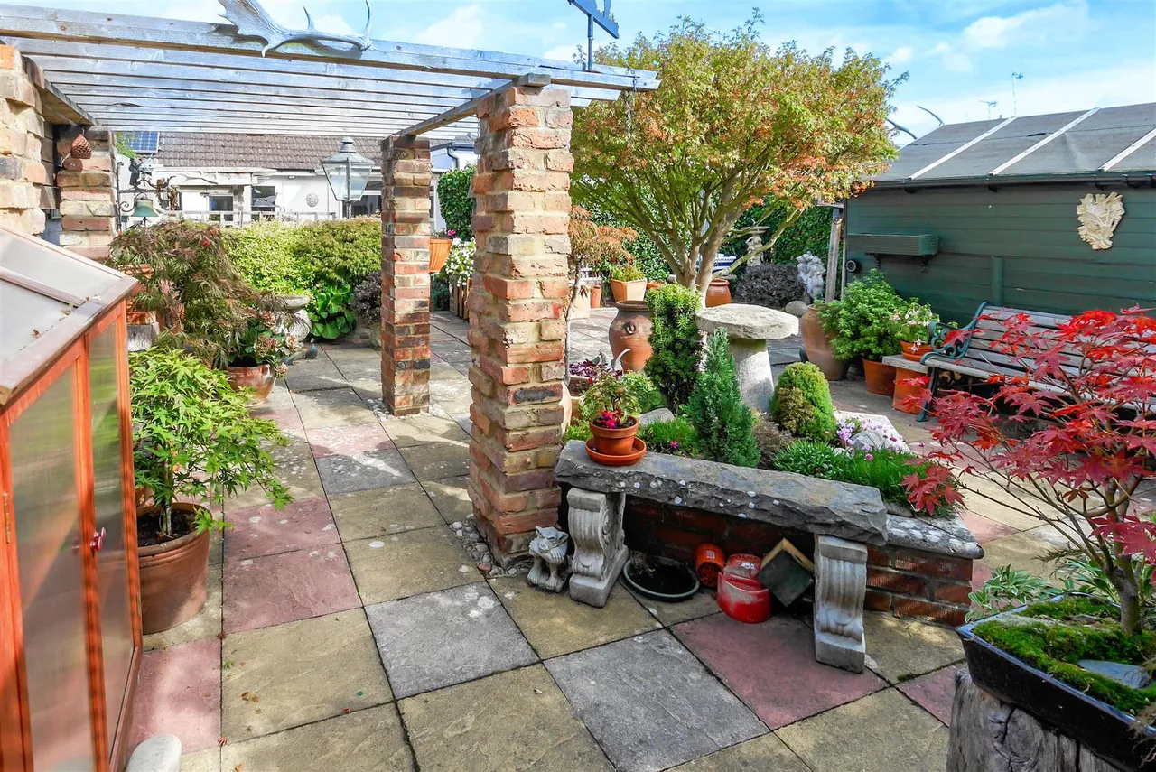 Grand Avenue, Wick, photo 21