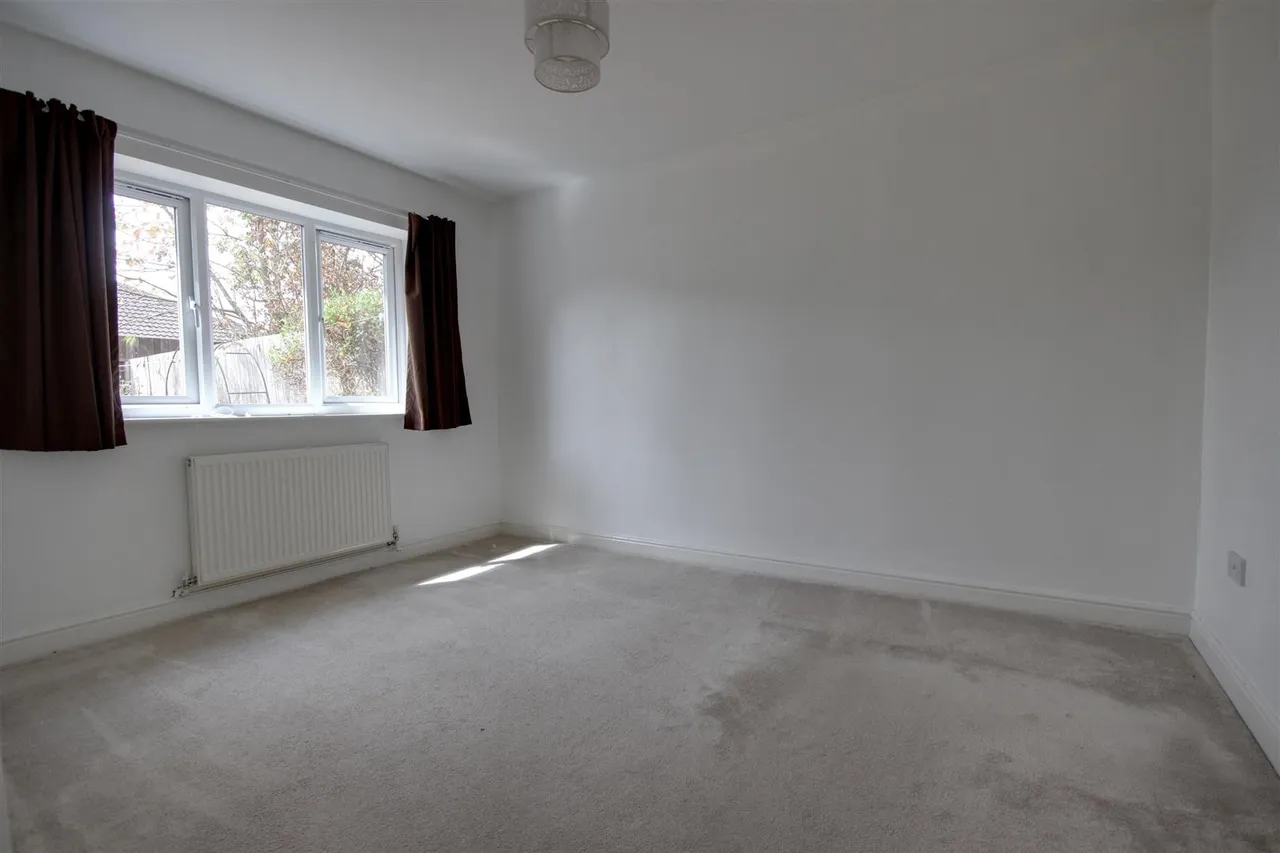 Elswick Gardens, Barton-Upon-Humber, photo 5