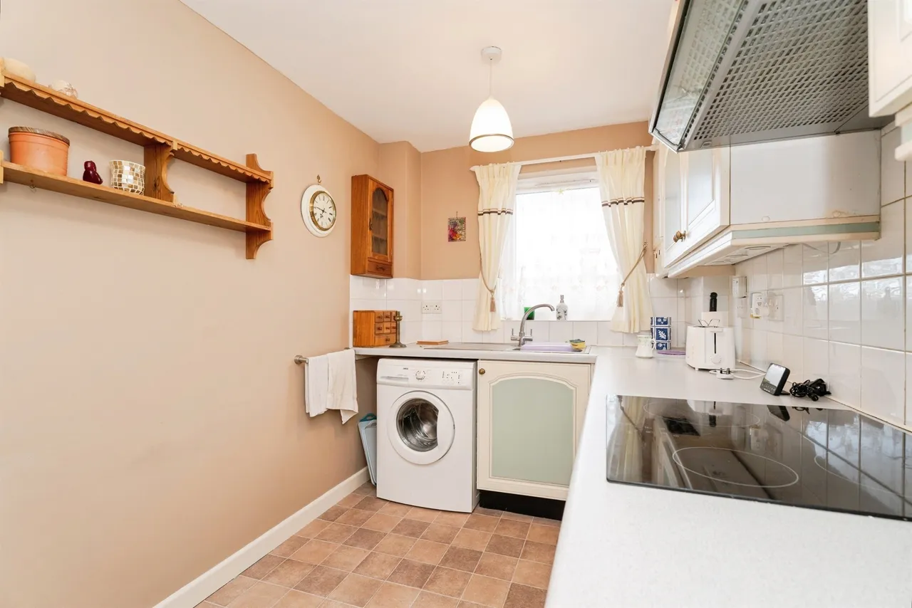 St. Marys Road, Cromer, photo 4