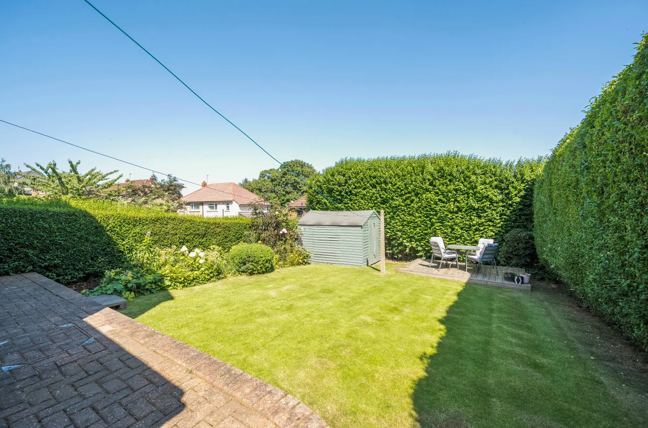 Westdale Road, Pudsey, LS28, photo 10