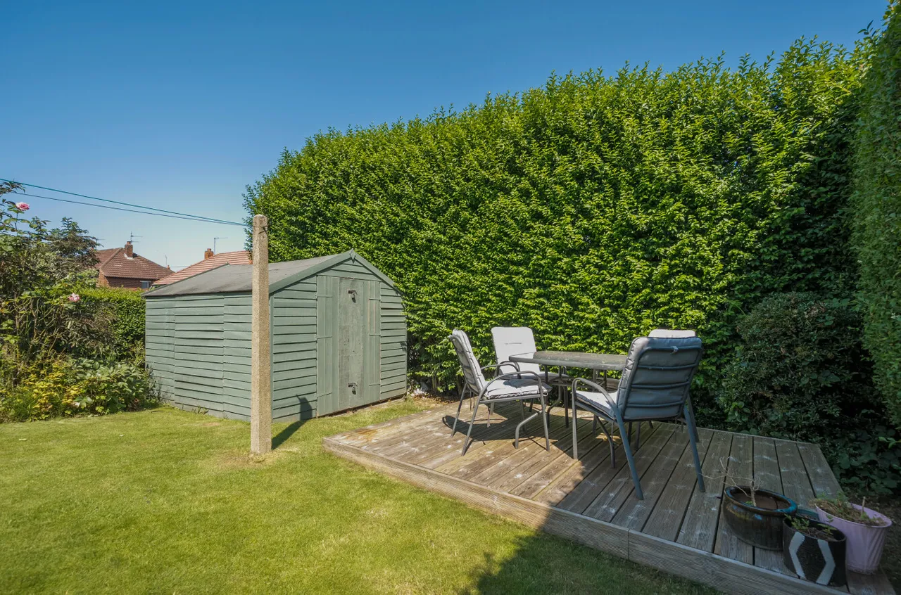 Westdale Road, Pudsey, LS28, photo 23