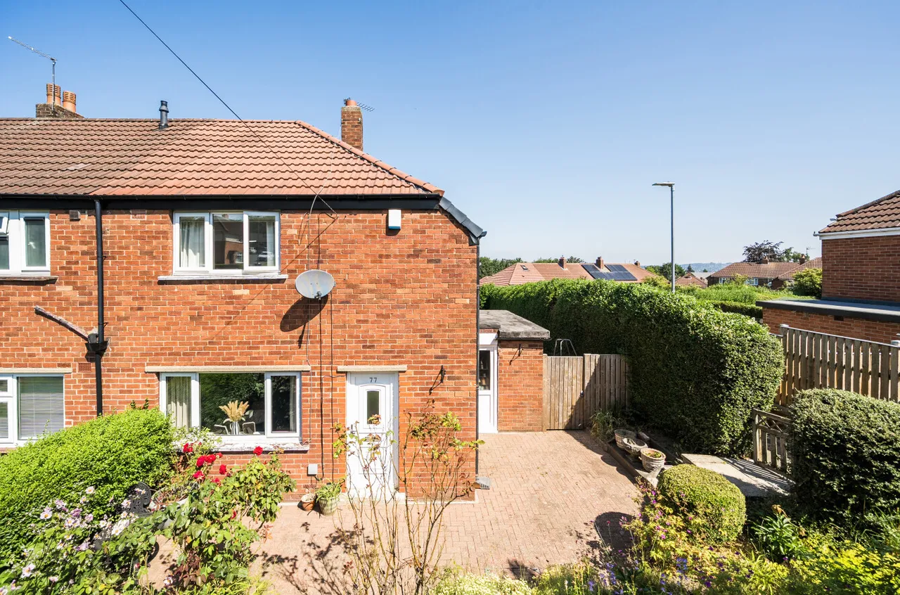 2 bed house for sale, Westdale Road, Pudsey, LS28