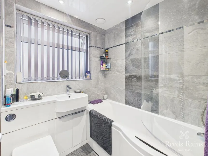 Surbiton Road, Stockton-on-Tees, Durham, TS18, photo 5