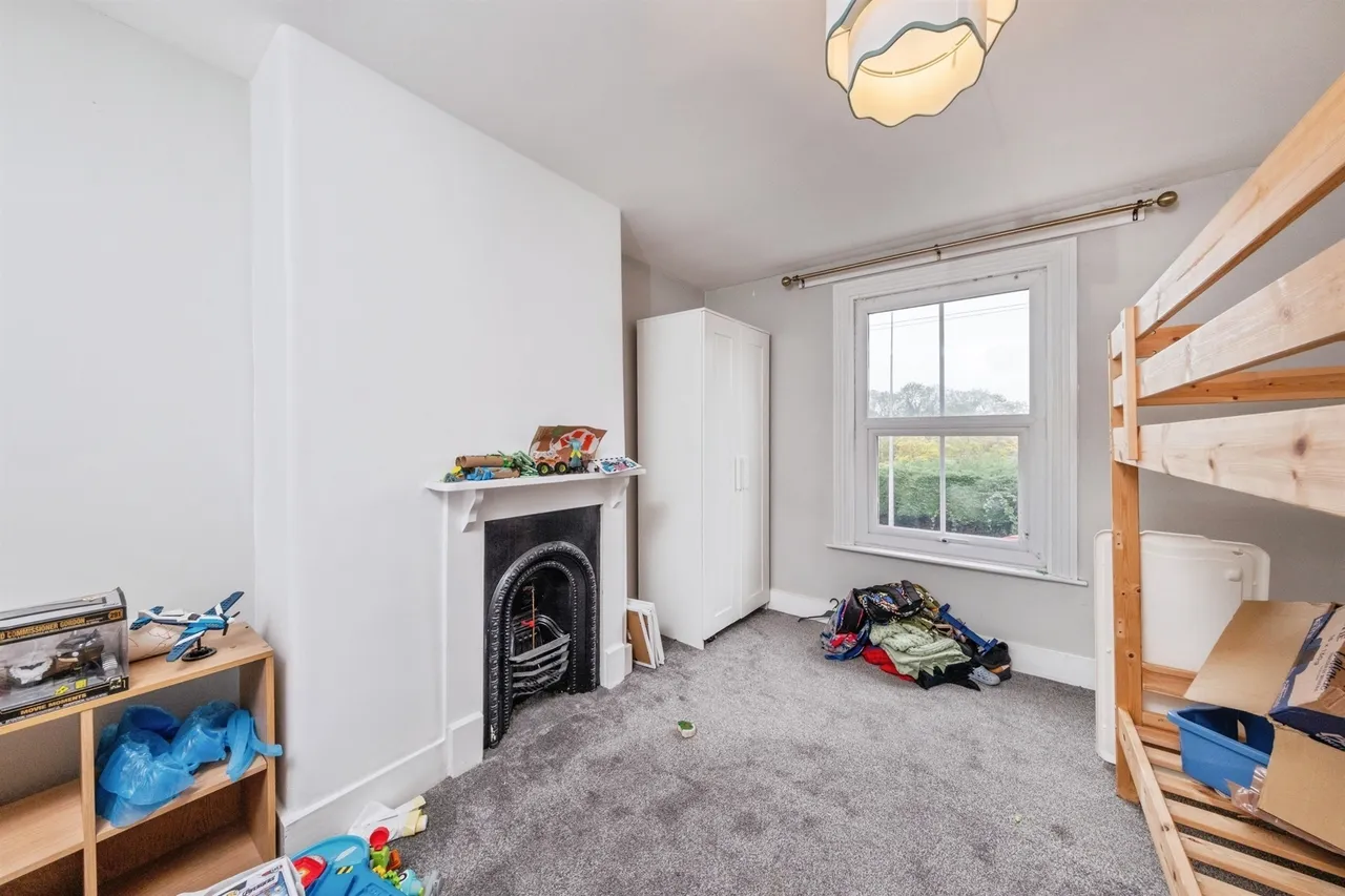 Wolverton Road, Newport Pagnell, MK16, photo 12