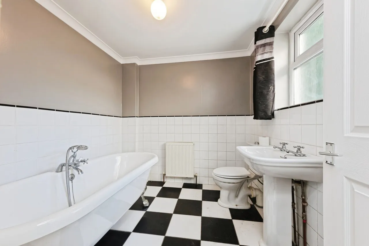 Oswald Place, Dover, Kent, CT17, photo 9