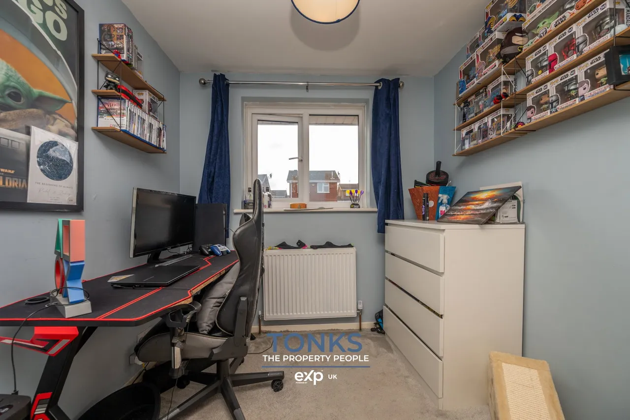St. Brades Close, Tividale, Oldbury, B69 1NX, photo 10