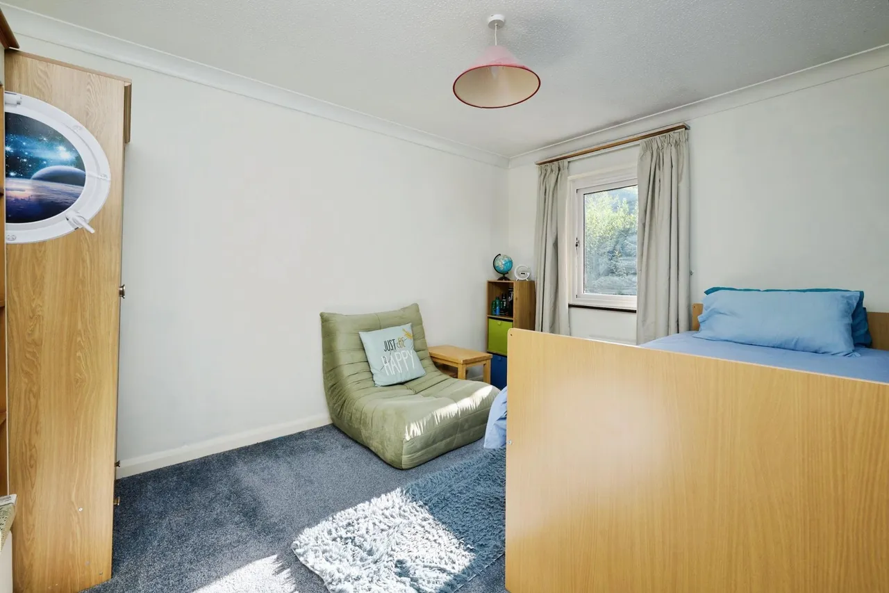 Stokesay Court, Peterborough, PE3, photo 17