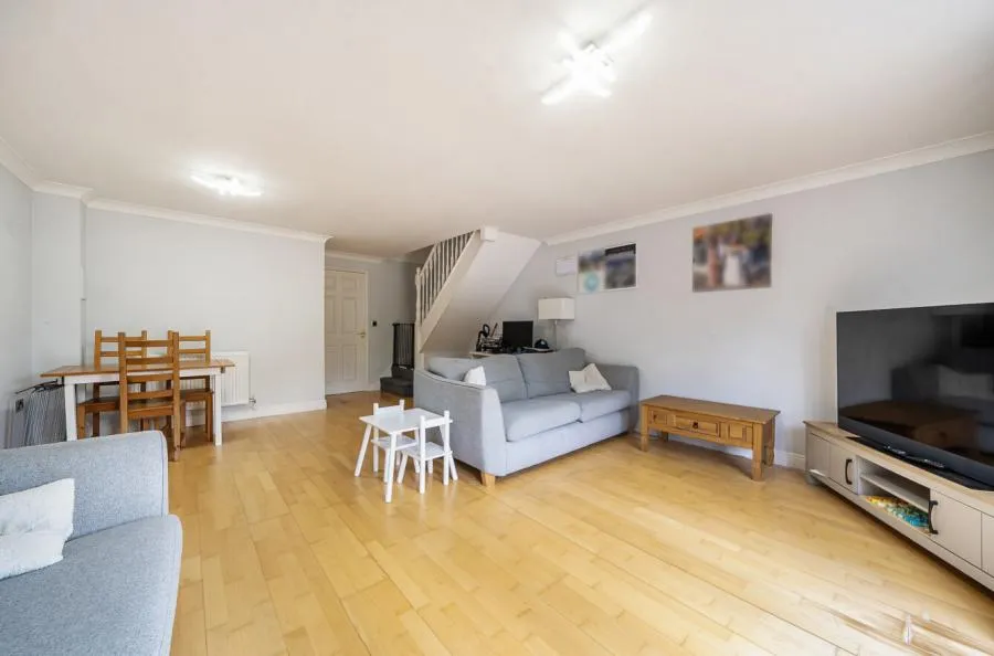 Whitehead Way, Aylesbury, HP21, photo 9