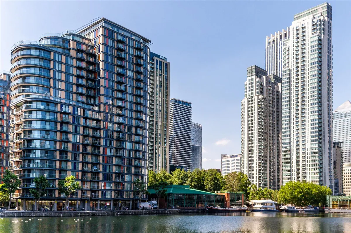 Arena Tower, Crossharbour Plaza, E14, photo 27