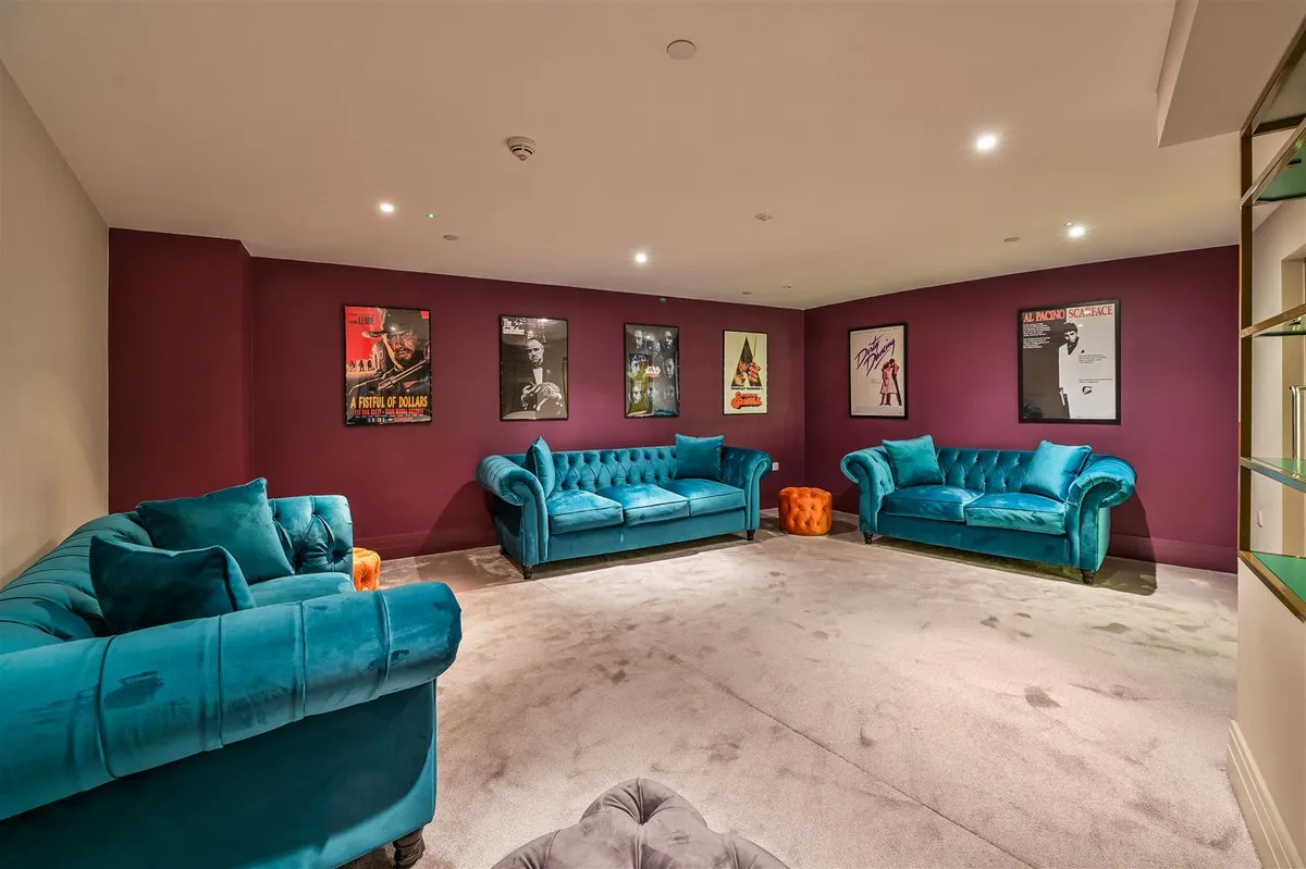 Arena Tower, Crossharbour Plaza, E14, photo 33