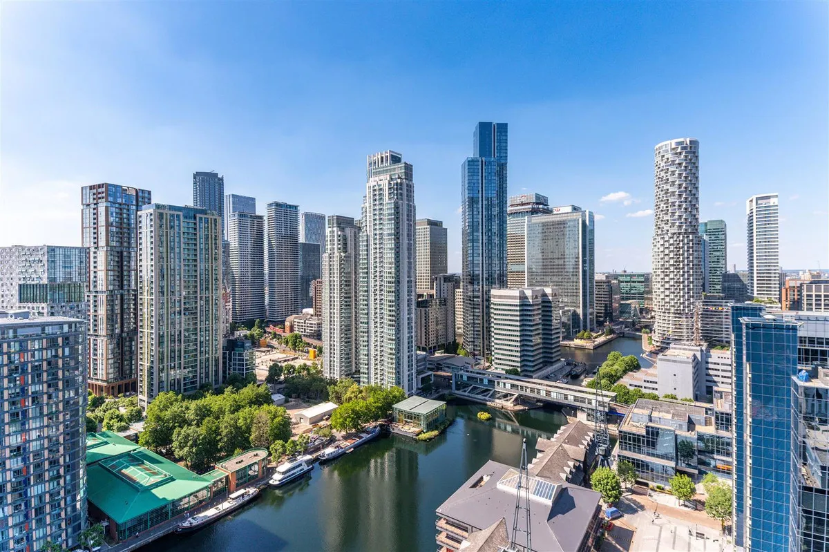 Arena Tower, Crossharbour Plaza, E14, photo 17